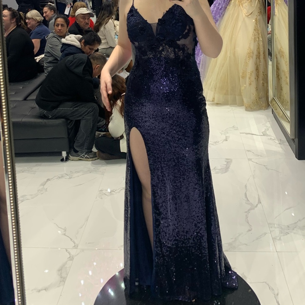 dark navy blue special occasion dress / never worn (only in store)